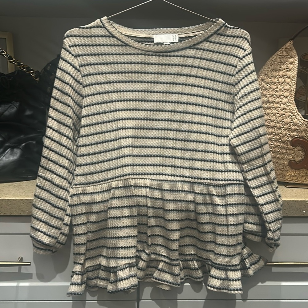 Baby doll long sleeve top